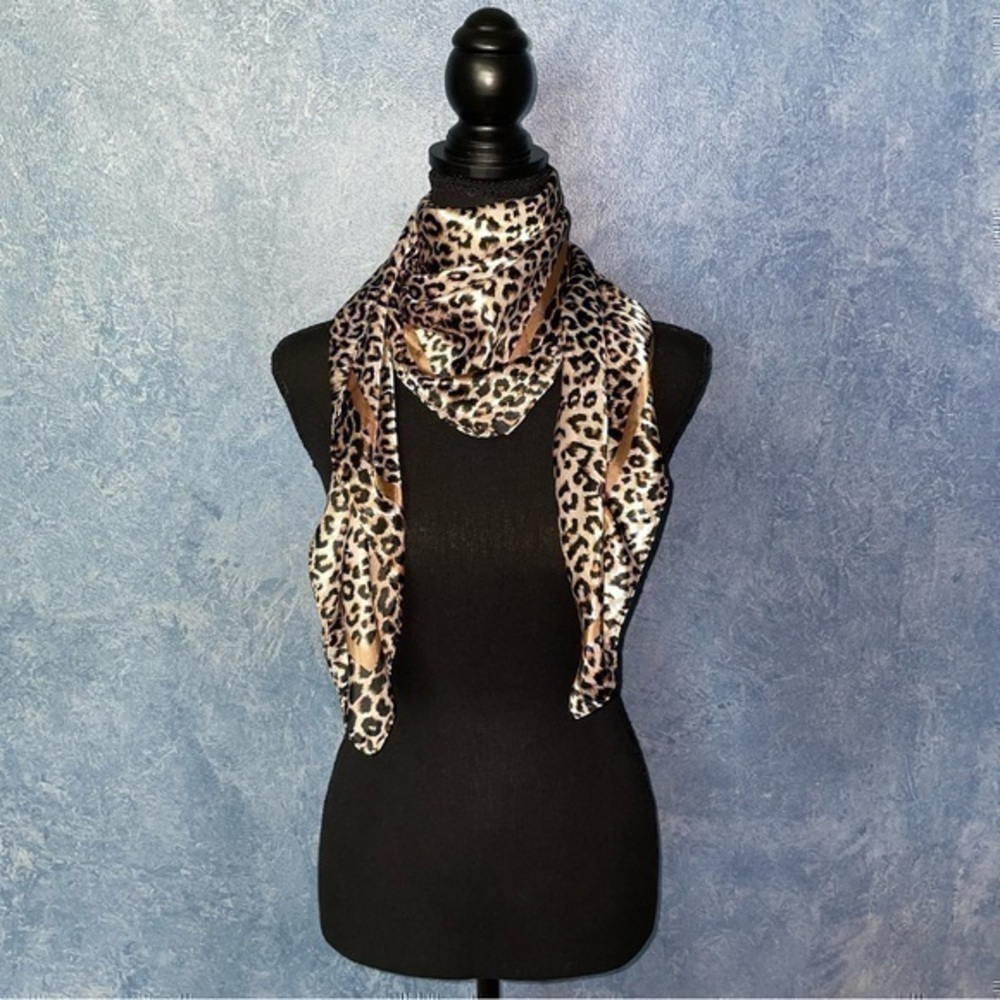 Leopard Printed Satin Scarf